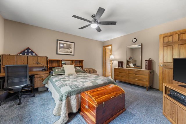 W369S4863 Needle Point DRIVE, Dousman, WI 53118
