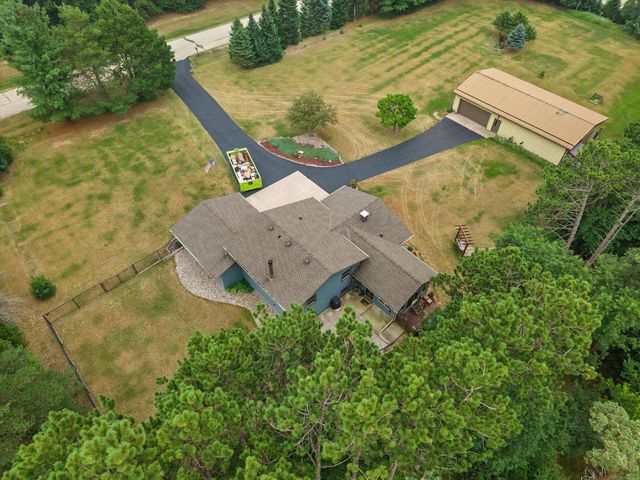 W369S4863 Needle Point DRIVE, Dousman, WI 53118