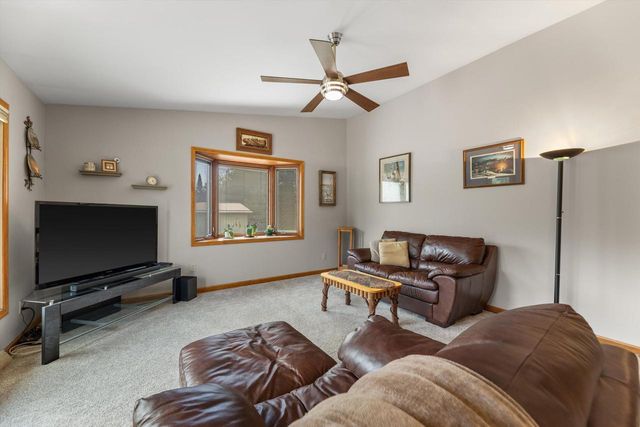 W369S4863 Needle Point DRIVE, Dousman, WI 53118