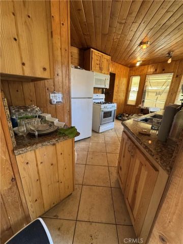 1459 Ross Street, Wrightwood, CA 92397
