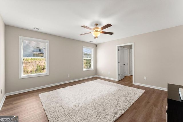 6579 River Station Drive, Lula, GA 30554