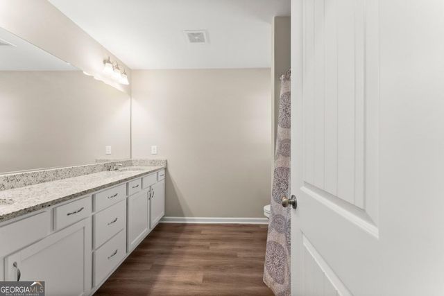6579 River Station Drive, Lula, GA 30554