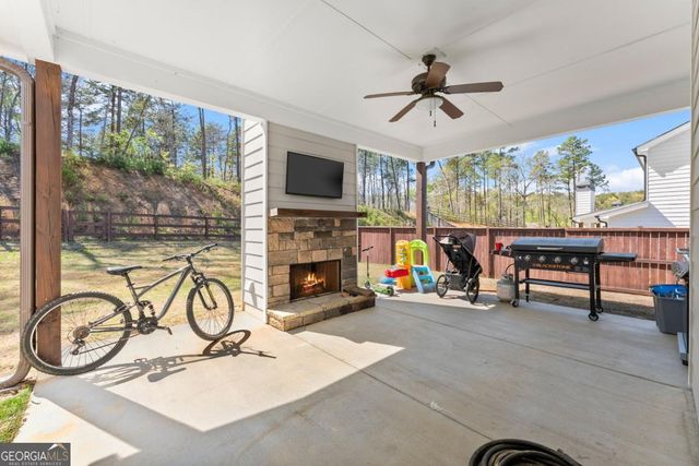 6579 River Station Drive, Lula, GA 30554