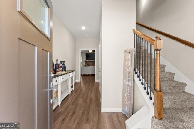 6579 River Station Drive, Lula, GA 30554