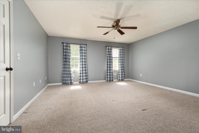 590 FULTON DR, Strasburg, VA 22657