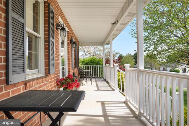 590 FULTON DR, Strasburg, VA 22657