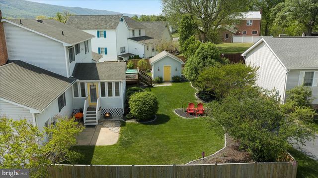 590 FULTON DR, Strasburg, VA 22657