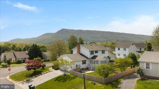 590 FULTON DR, Strasburg, VA 22657
