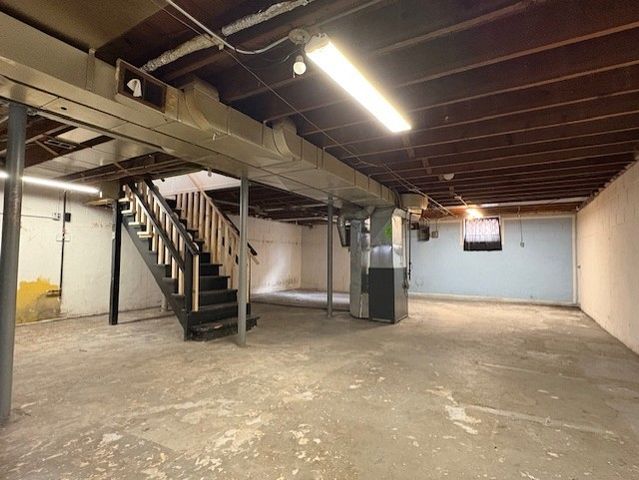 1529 N Hillside Avenue, Berkeley, IL 60163