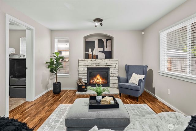 27217 213th Place SE, Maple Valley, WA 98038
