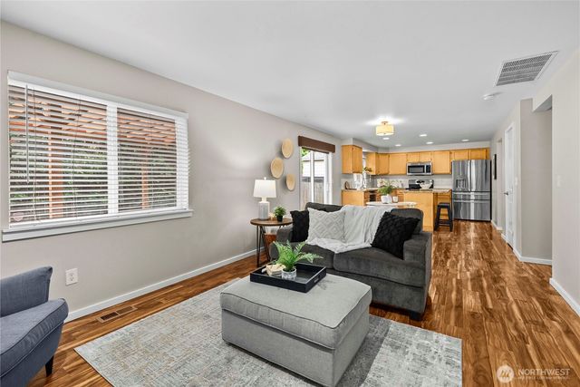 27217 213th Place SE, Maple Valley, WA 98038