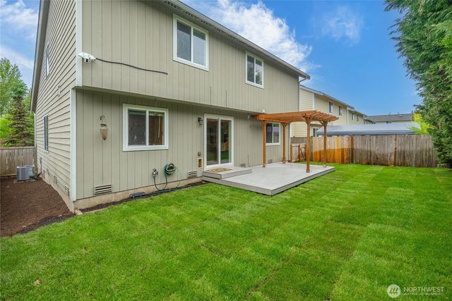 27217 213th Place SE, Maple Valley, WA 98038