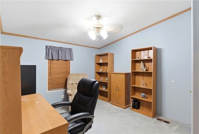 137 South Point Drive, Fairborn, OH 45324