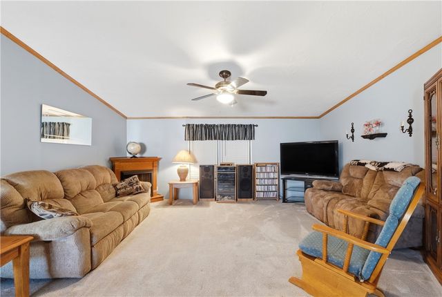 137 South Point Drive, Fairborn, OH 45324