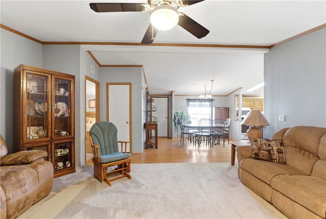 137 South Point Drive, Fairborn, OH 45324