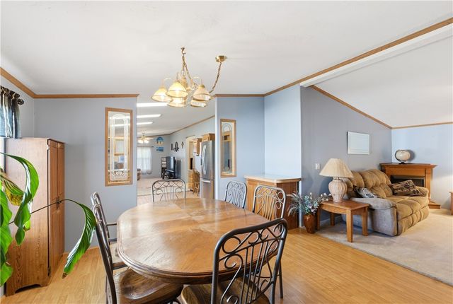 137 South Point Drive, Fairborn, OH 45324