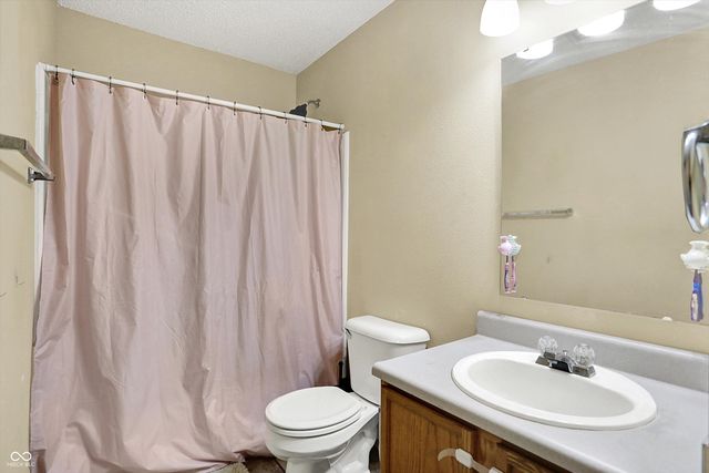 8636 Aylesworth Drive, Camby, IN 46113