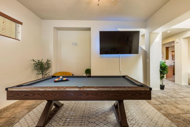 2331 Gandert Avenue SE, Albuquerque, NM 87106