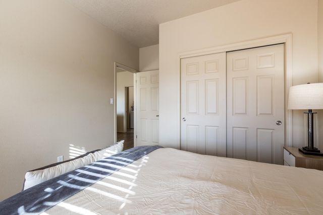 2331 Gandert Avenue SE, Albuquerque, NM 87106