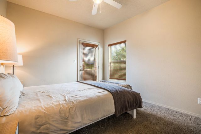2331 Gandert Avenue SE, Albuquerque, NM 87106