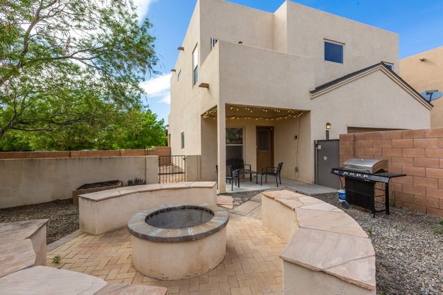 2331 Gandert Avenue SE, Albuquerque, NM 87106