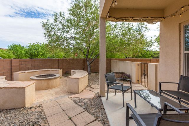 2331 Gandert Avenue SE, Albuquerque, NM 87106