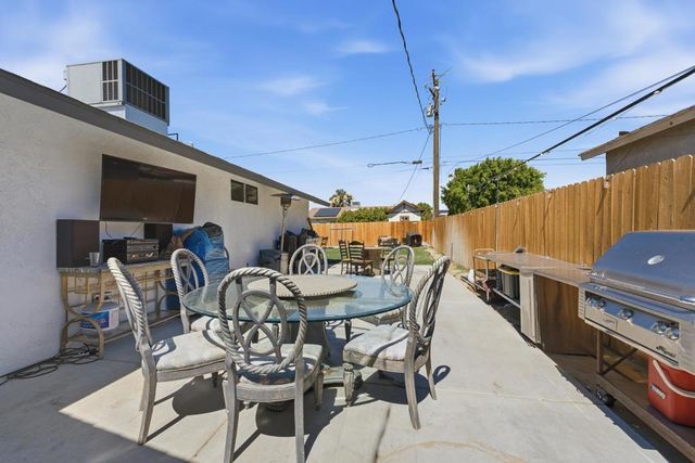 15705 Via Vista, Desert Hot Springs, CA 92240