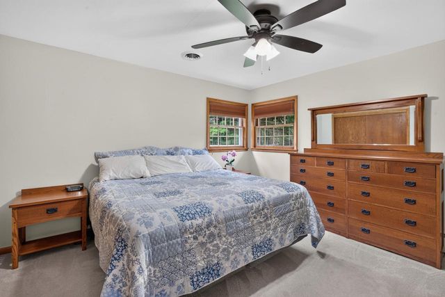 5106 Columbia ROAD, Cedarburg, WI 53012
