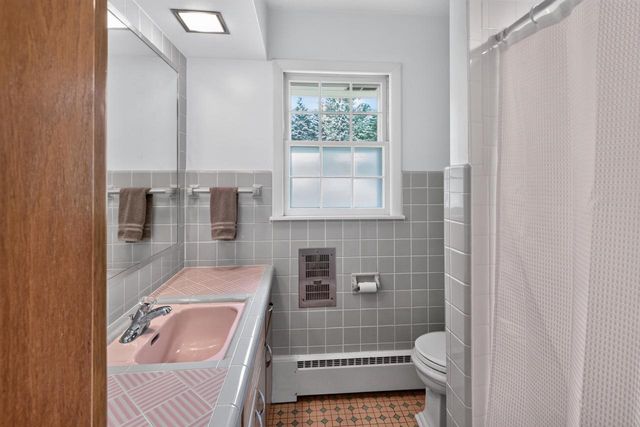 5106 Columbia ROAD, Cedarburg, WI 53012