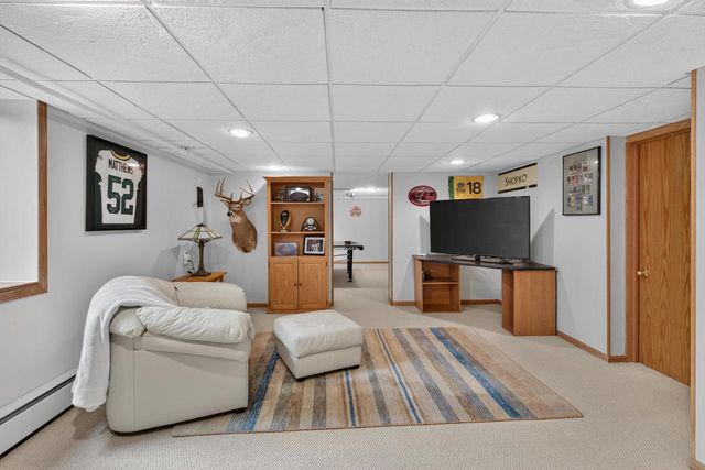 5106 Columbia ROAD, Cedarburg, WI 53012
