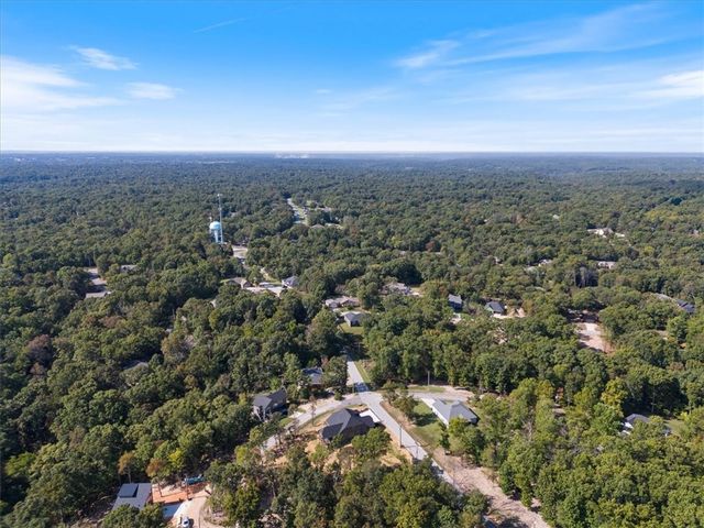 14 Selkirk Drive, Bella Vista, AR 72715