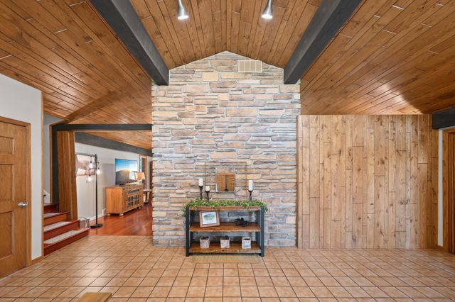 1063 County Road 134, Saint Cloud, MN 56303