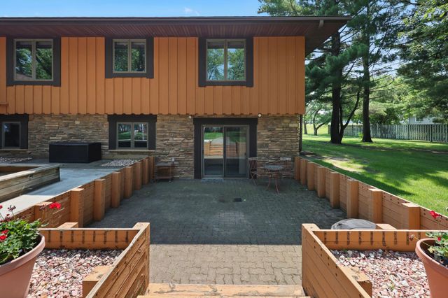 1063 County Road 134, Saint Cloud, MN 56303