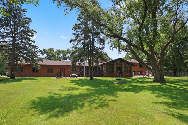 1063 County Road 134, Saint Cloud, MN 56303