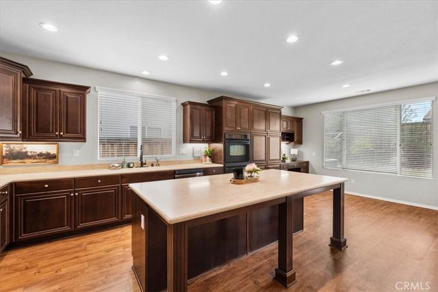 27467 Freedom Lane, Menifee, CA 92584