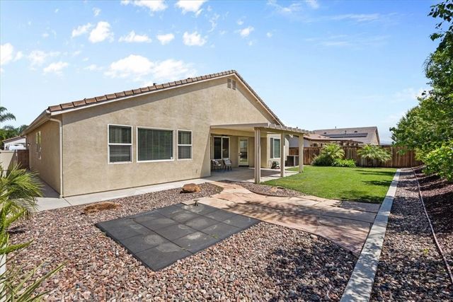 27467 Freedom Lane, Menifee, CA 92584