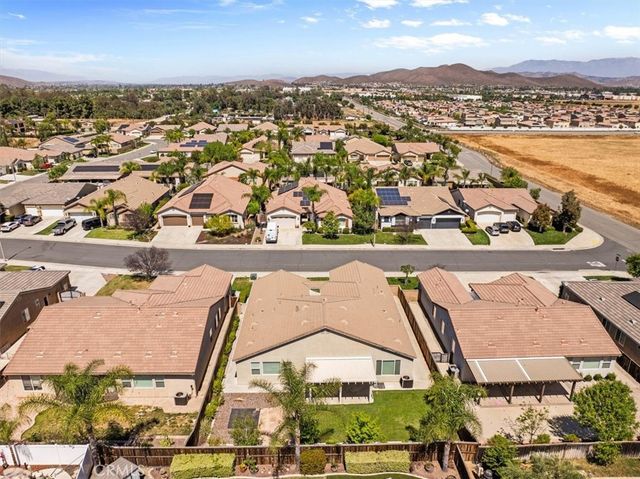 27467 Freedom Lane, Menifee, CA 92584