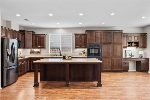 27467 Freedom Lane, Menifee, CA 92584