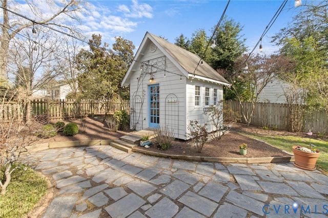 7615 Sweetbriar Rd, Henrico, VA 23229