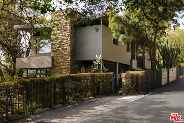 43 Haldeman Road, Santa Monica, CA 90402