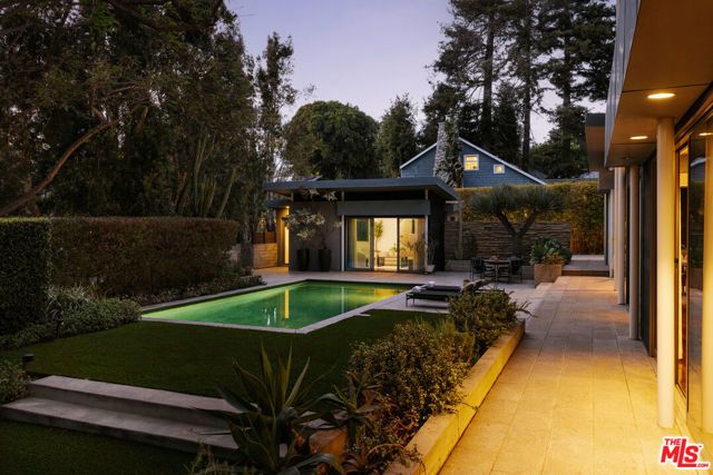 43 Haldeman Road, Santa Monica, CA 90402