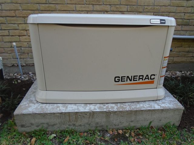 186 Old Bridge Lake, Houston, TX 77069