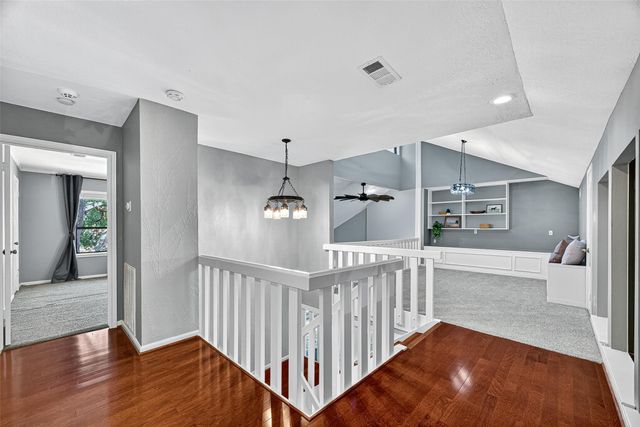 186 Old Bridge Lake, Houston, TX 77069