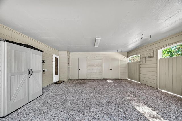 186 Old Bridge Lake, Houston, TX 77069