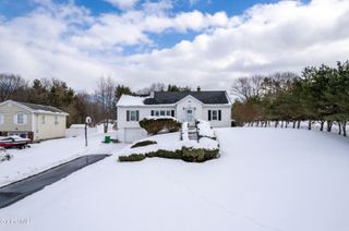 31 Colehamer Avenue, Brunswick, NY 12180