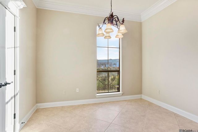 40010 Farm Rd, Gonzales, LA 70737
