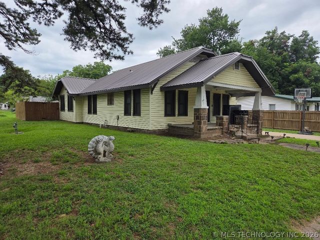 214 S 4th, Eufaula, OK 74432