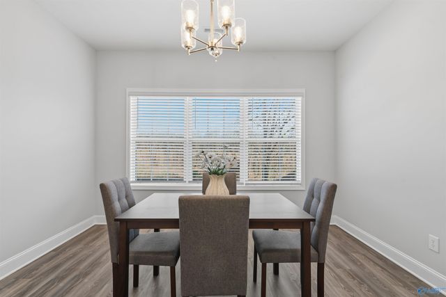 700 Ronnie Drive SE, Hartselle, AL 35640