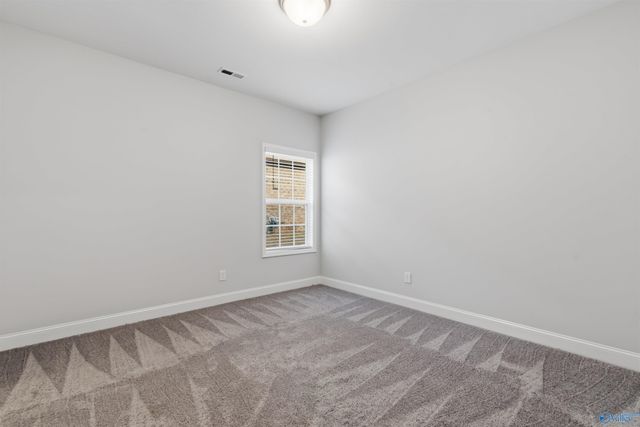 700 Ronnie Drive SE, Hartselle, AL 35640