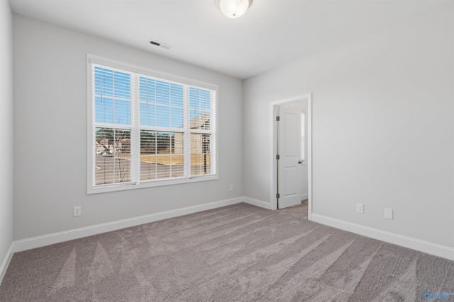 700 Ronnie Drive SE, Hartselle, AL 35640